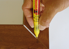 Farblackstift auf Holz verwendet