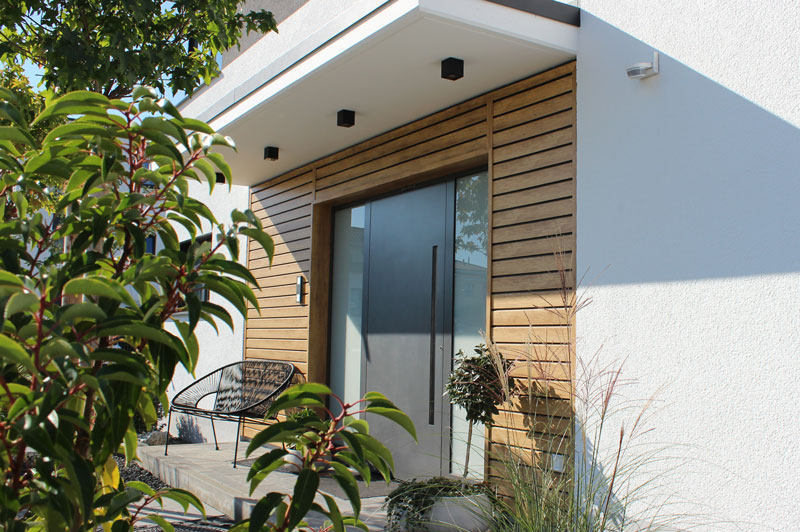 Haustür von der Seite